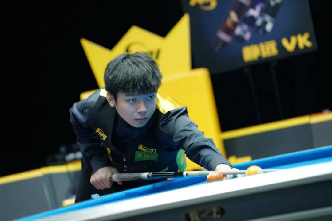 的足球运动 的足球运动