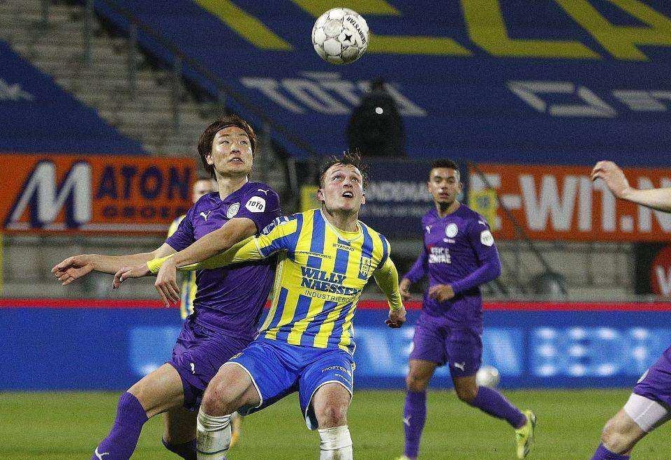 英超第79分钟科纳特伤退戈麦斯替补登场